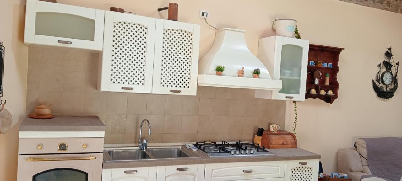 Casa Di Dario Villa เปตเตนาสโก ภายนอก รูปภาพ